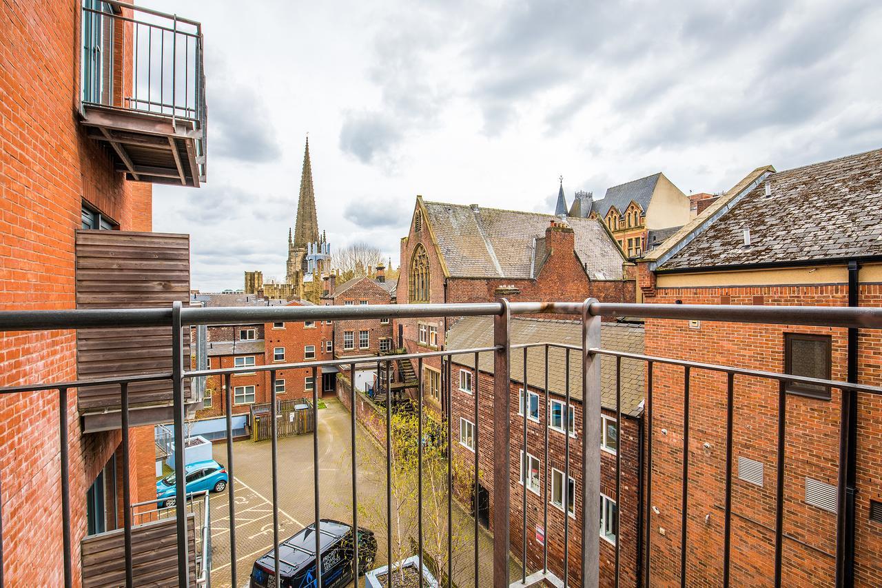 The Cathedral Suite Apartment With Love Your Stay Sheffield Extérieur photo